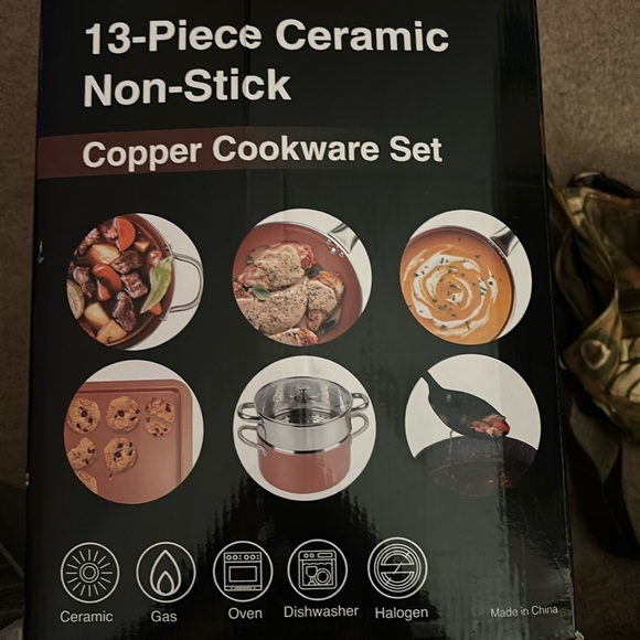 13 piece ceramic Non-Stick Copper Cookwarere new original packing and packaging - Picture 5 of 6